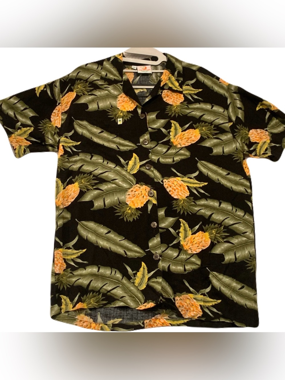 Pineapple Moon Men's Black Hawaiian Pineapple Print Short-Sleeve Shirt